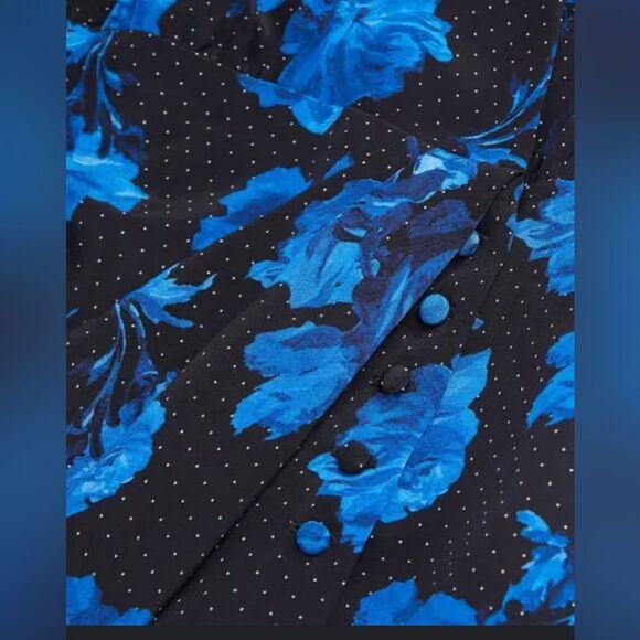 NWT 526.00 The Kooples Printed Silk Wrap Floral Dress Size (1) SMALL - Picture 4 of 5